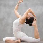 Hot Yoga for runners: A complete guide on Basics and benefits!